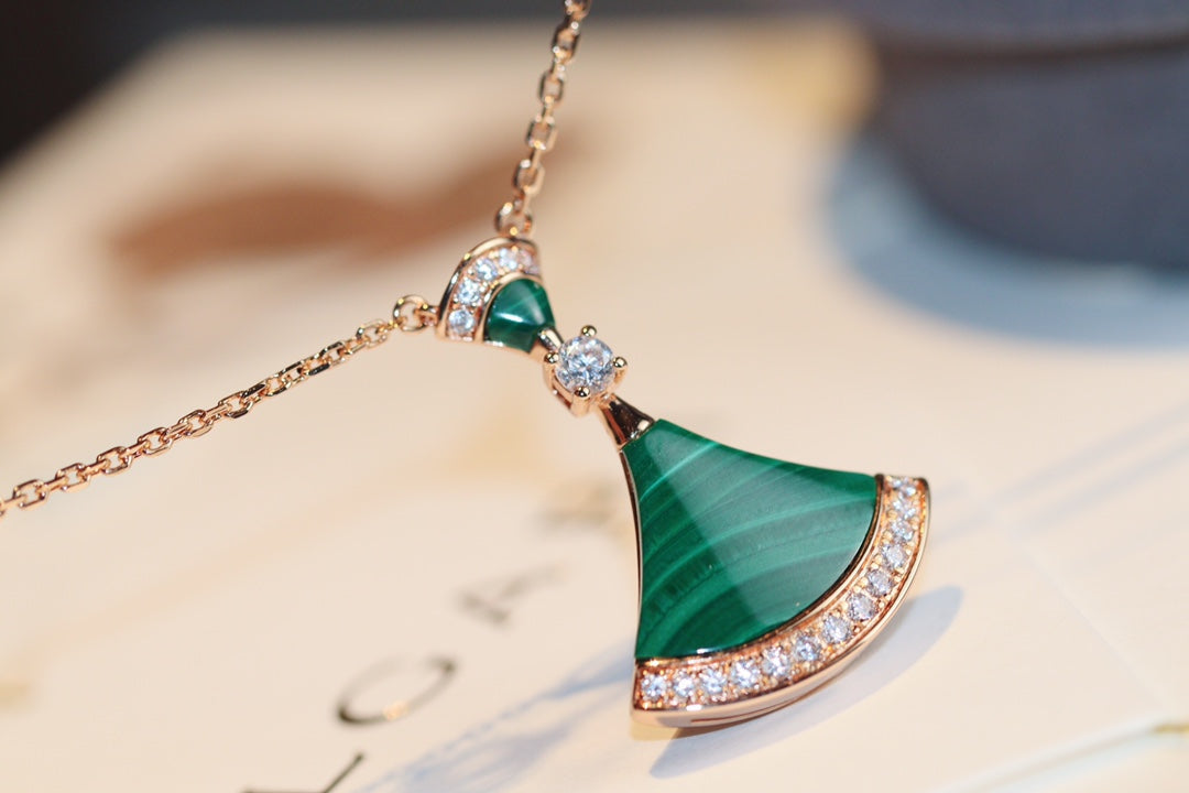 Pomuse DREAM NECKLACE MALACHITE DIAMOND