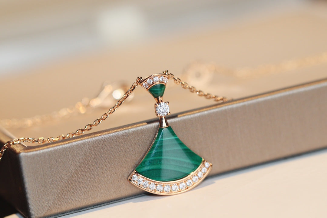 Pomuse DREAM NECKLACE MALACHITE DIAMOND