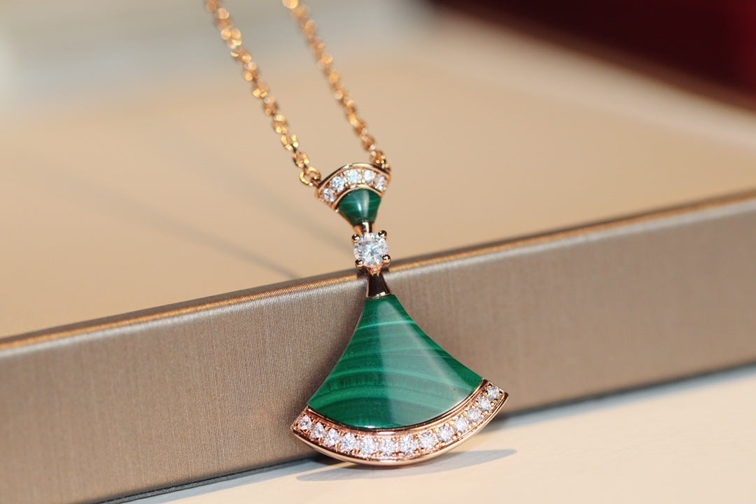 Pomuse DREAM NECKLACE MALACHITE DIAMOND