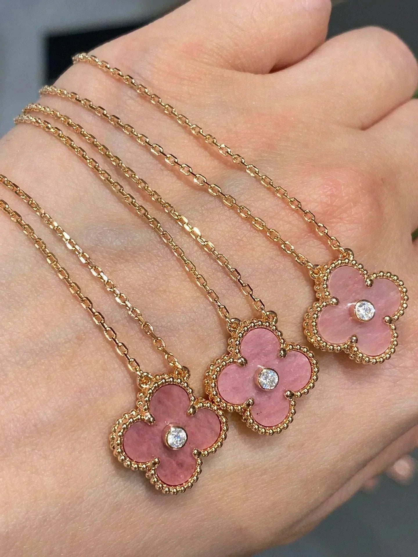 Pomuse CLOVER 15MM DIAMOND RHODONITE NECKLACE