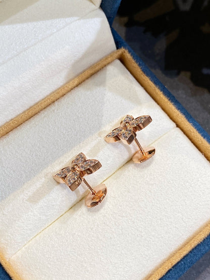 Pomuse STAR DIAMOND EARRINGS