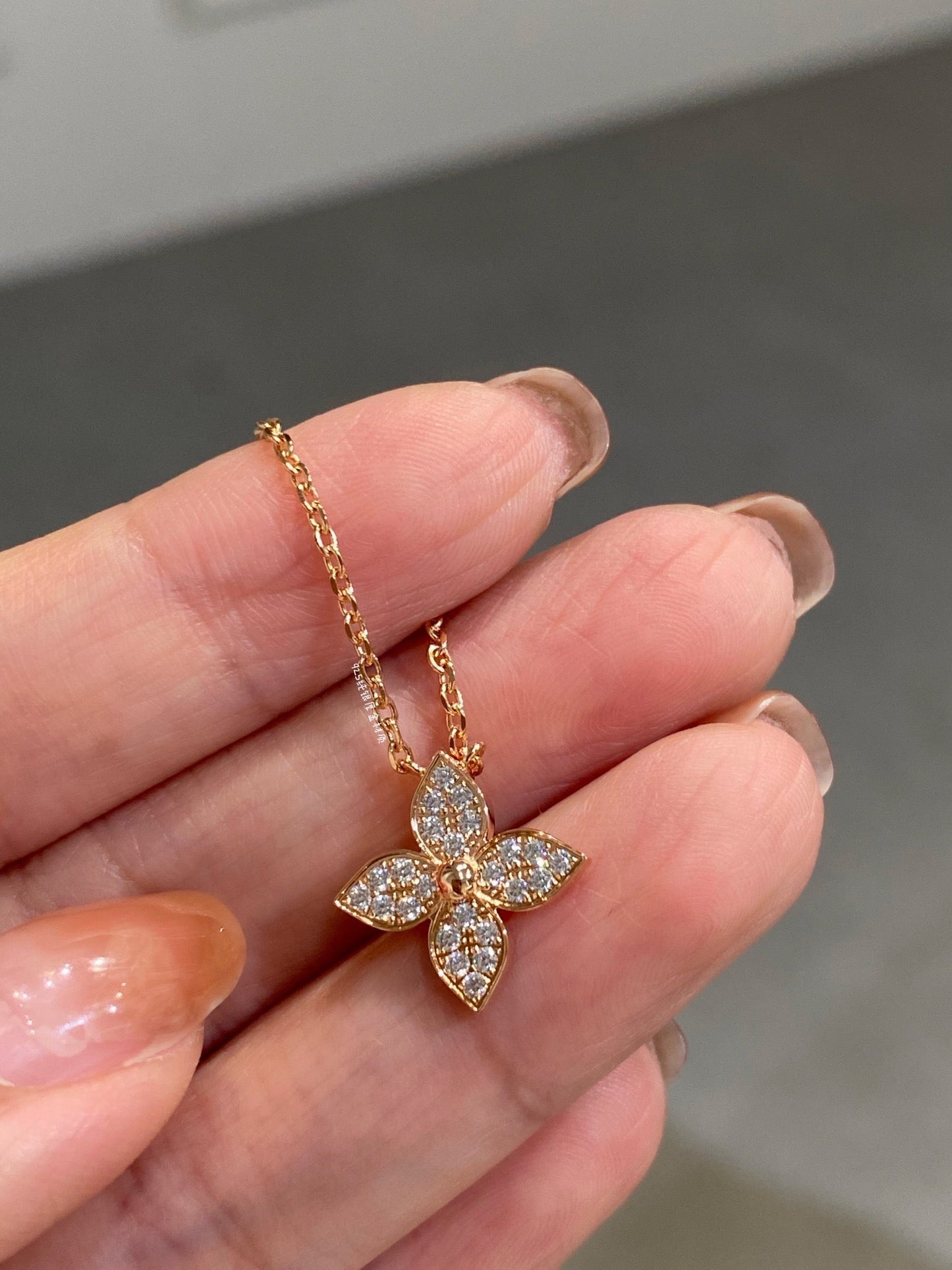 Pomuse STAR DIAMOND NECKALCE