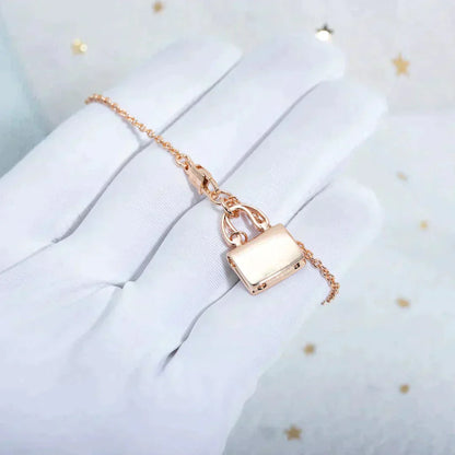 Pomuse AMULETTE PEDANT ROSE GOLD NECKLACE