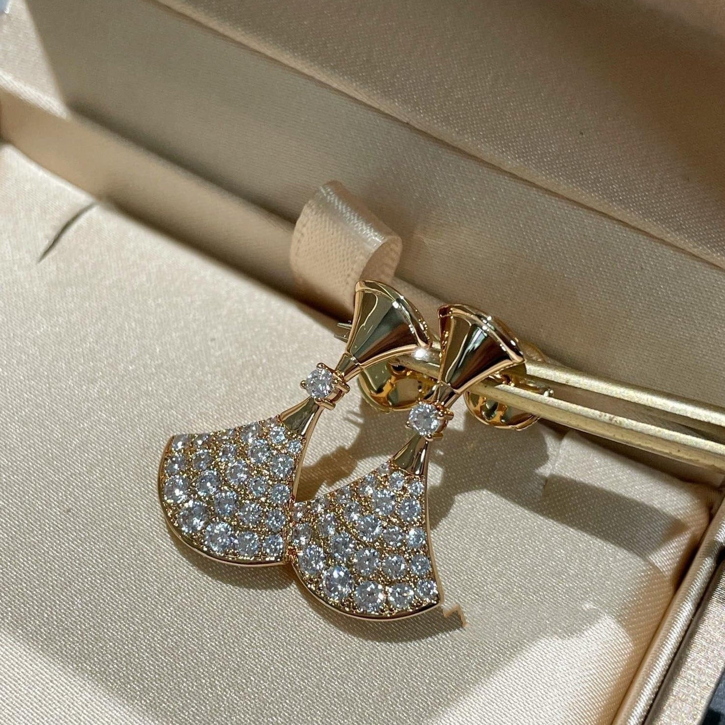 Pomuse DREAM EARRINGS DIAMOND