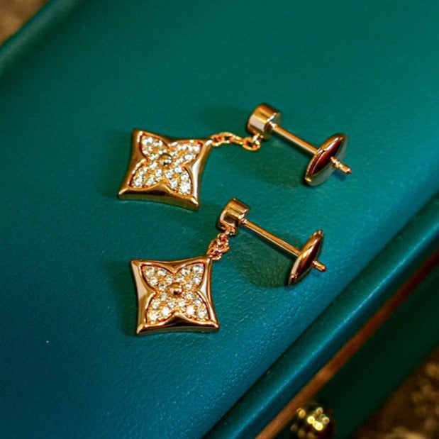 Pomuse STAR DIAMONDS EARRINGS GOLD