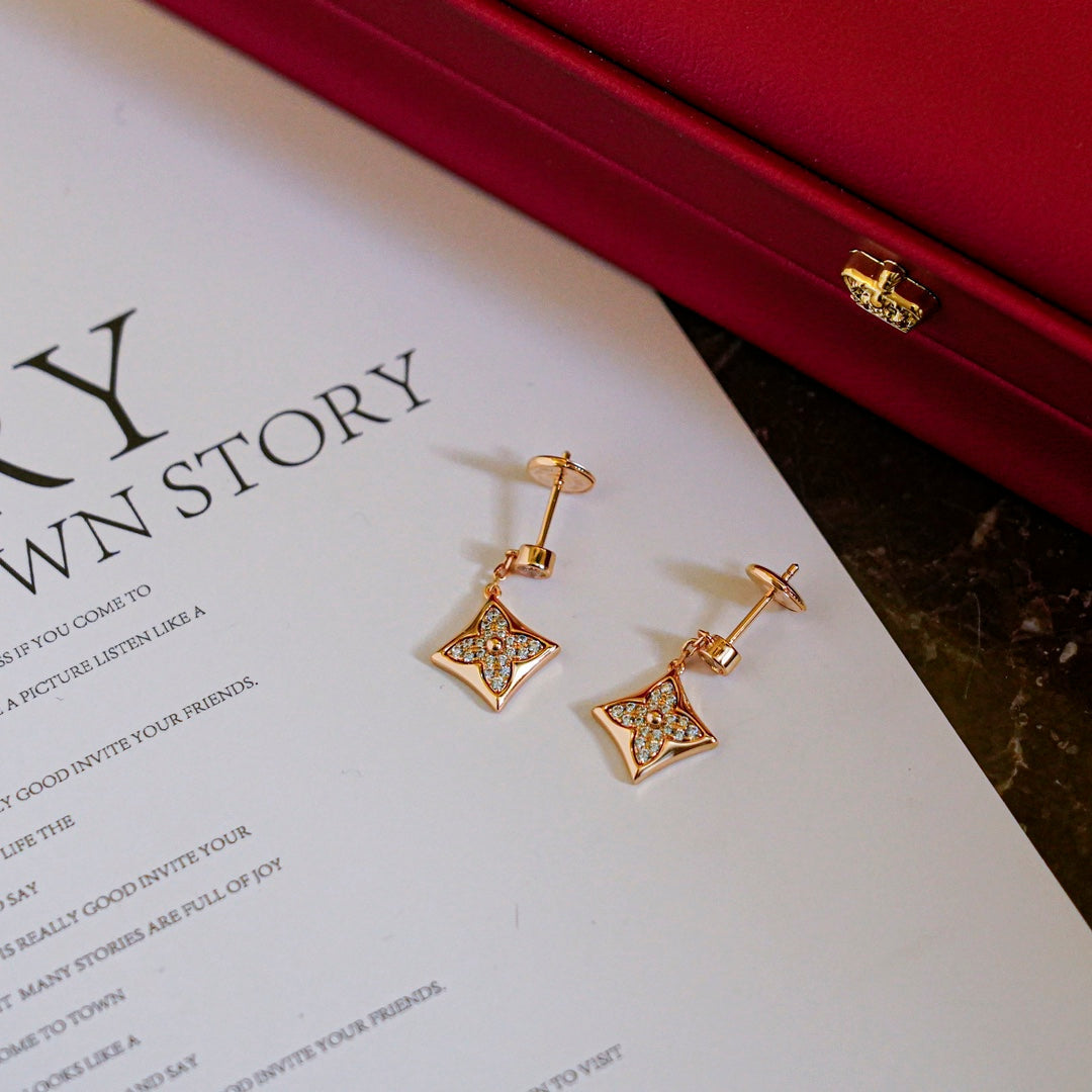 Pomuse STAR DIAMONDS EARRINGS GOLD
