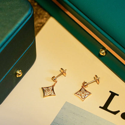 Pomuse STAR DIAMONDS EARRINGS GOLD