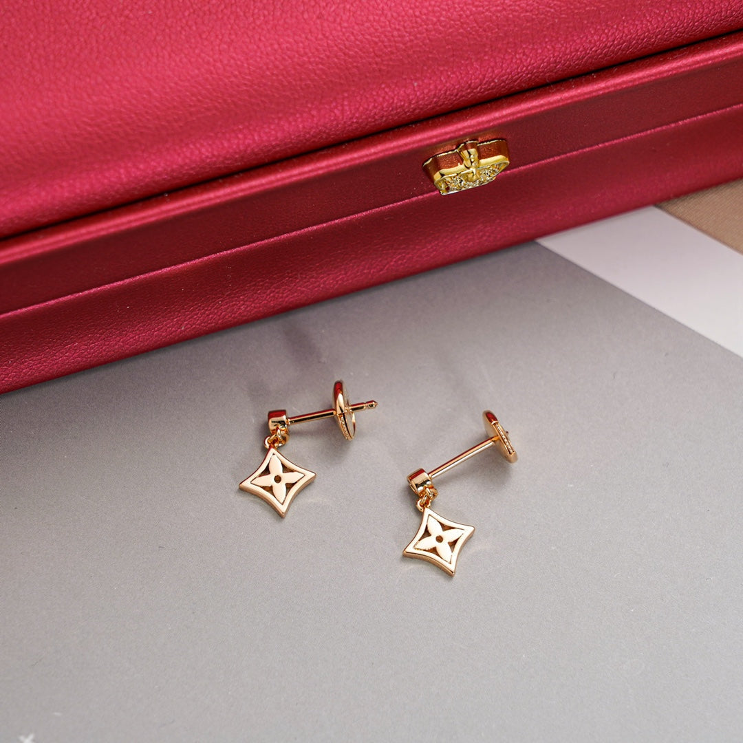 Pomuse STAR EARRINGS GOLD