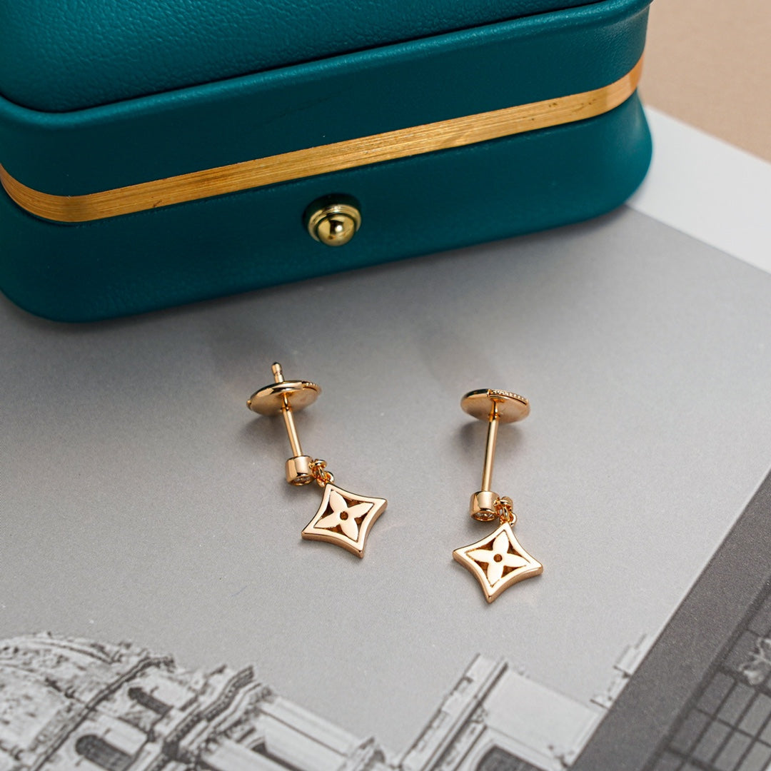 Pomuse STAR EARRINGS GOLD