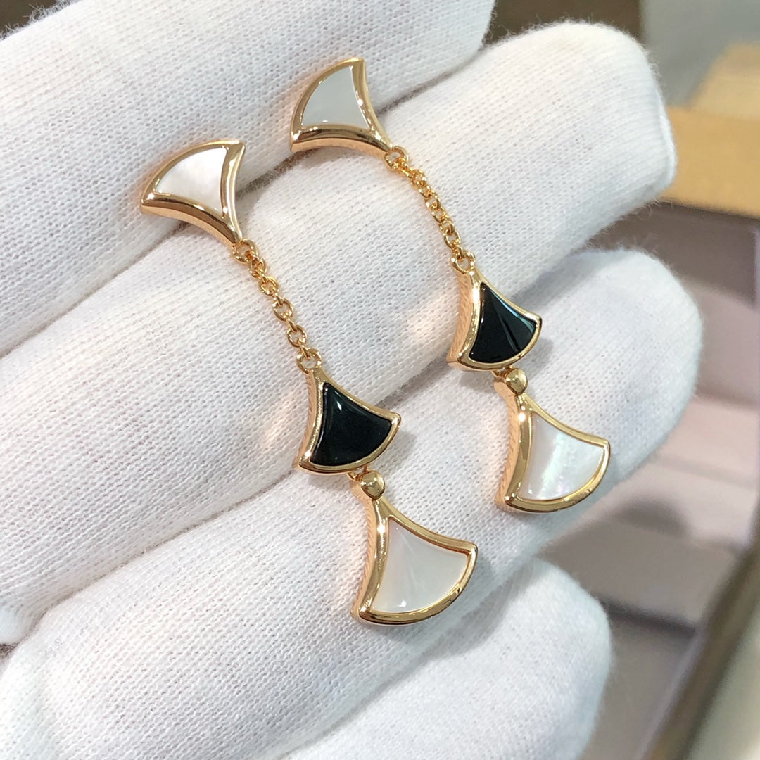 Pomuse DREAM EARRINGS 3 MOTIFS ONYX MOP PINK GOLD