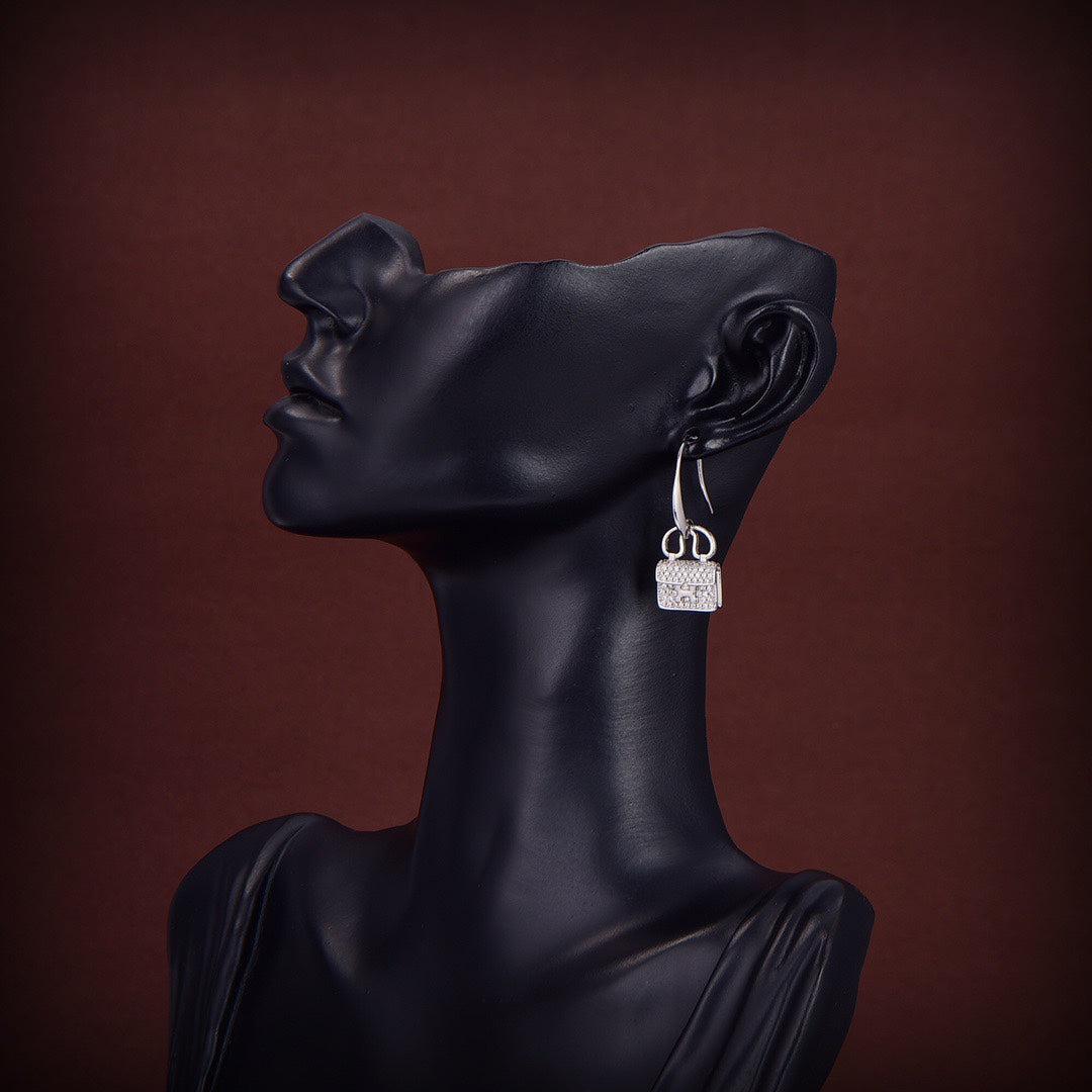 Pomuse KELLY DIAMOND EARRINGS