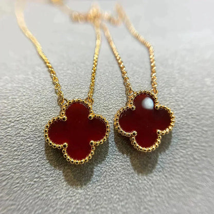 Pomuse CLOVER 15MM CARNELIAN SINGLE FLOWER NECKLACE