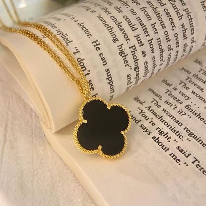Pomuse CLOVER 25MM NECKLACE GOLD ONYX