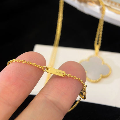 Pomuse CLOVER 25MM MOP LARGE PENDANT NECKLACE