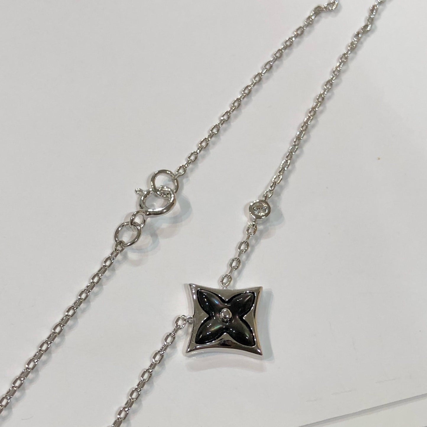Pomuse STAR BLACK MOP NECKLACE