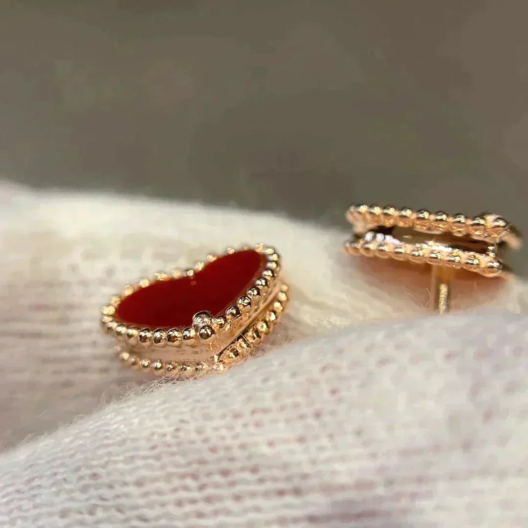 Pomuse HEART CARNELIAN STUD EARRINGS