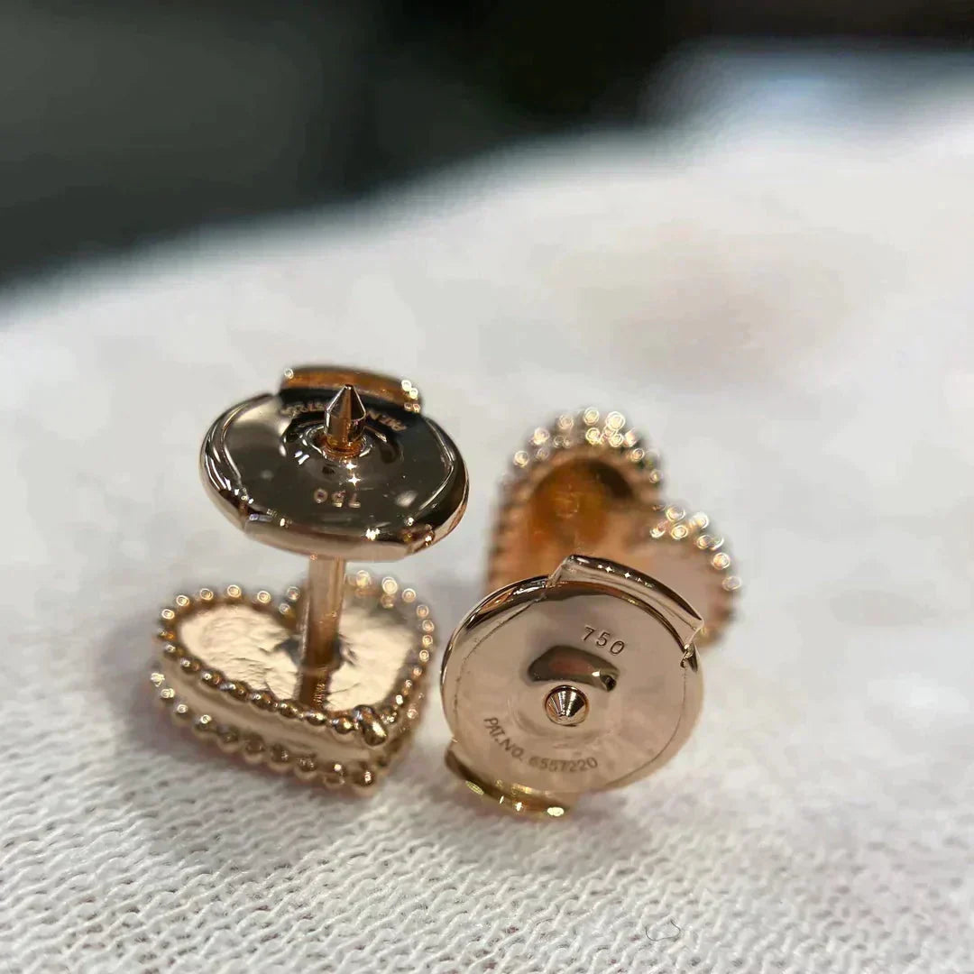 Pomuse HEART CARNELIAN STUD EARRINGS
