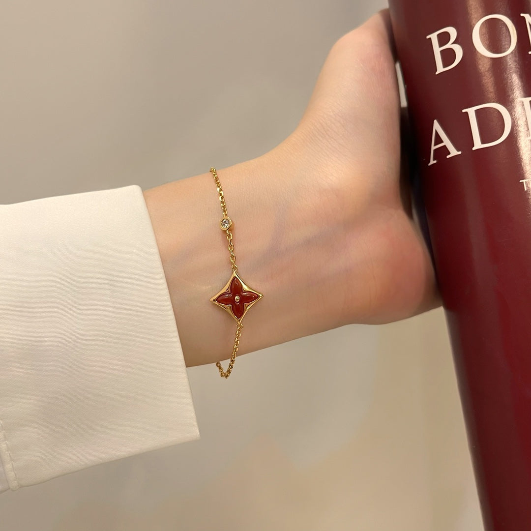 Pomuse COLOR STAR CARNELIAN PINK GOLD DIAMOND BRACELET
