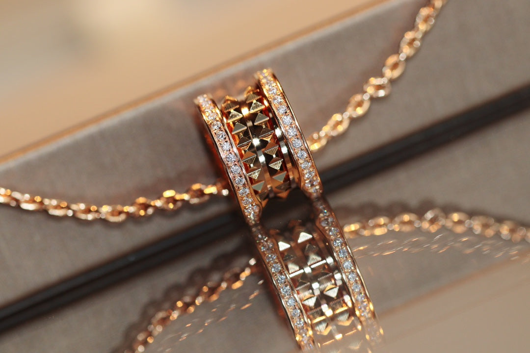 Pomuse ZERO 1 ROCK PEDANT PINK GOLD NECKLACE