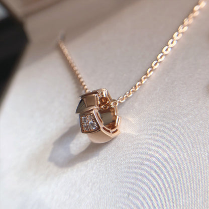 Pomuse SERPENTI PEDANT DIAMOND PINK GOLD NECKLACE