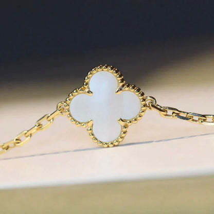 Pomuse CLOVER 20 MOTIFS WHITE MOP NECKLACE