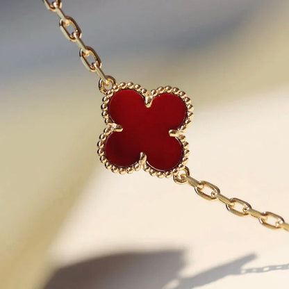 Pomuse CLOVER 20 MOTIFS CARNELIAN NECKLACE