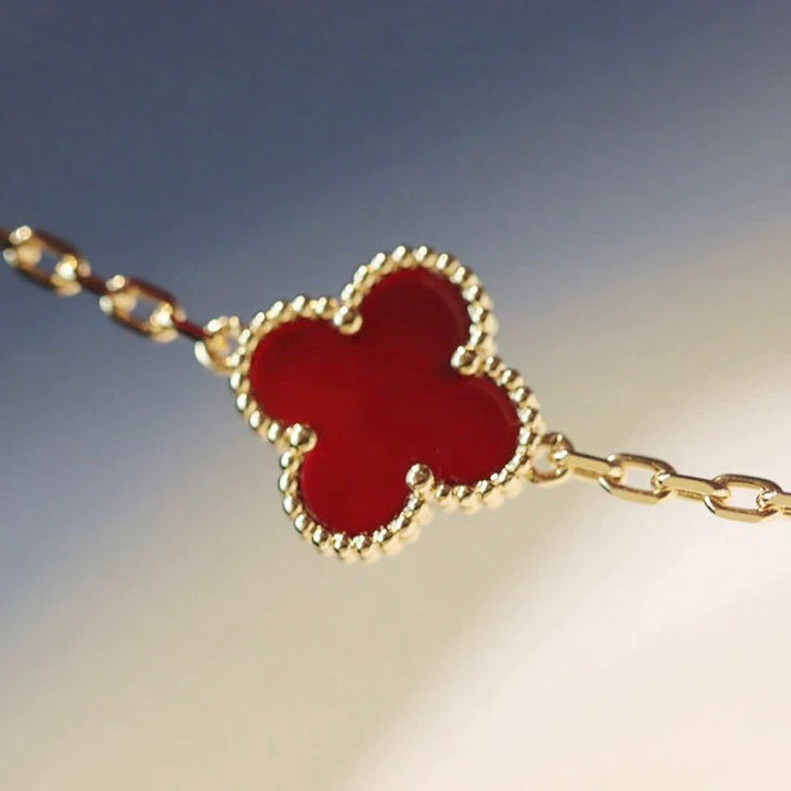 Pomuse CLOVER 20 MOTIFS CARNELIAN NECKLACE