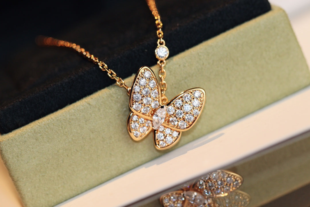 Pomuse BUTTERFLY DIAMOND NECKLACE