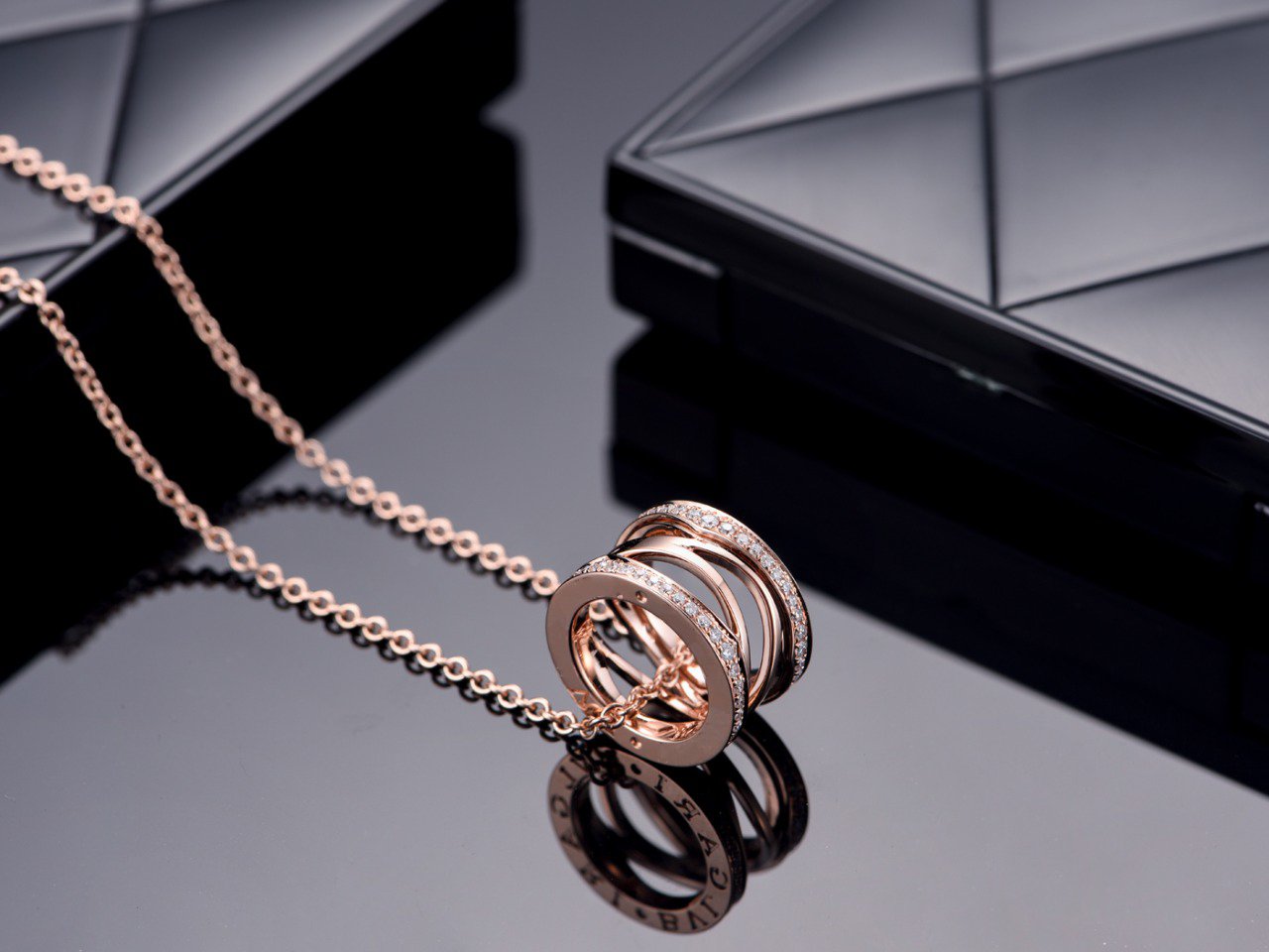Pomuse ZERO 1 PINK GOLD DIAMOND OPEN NECKLACE