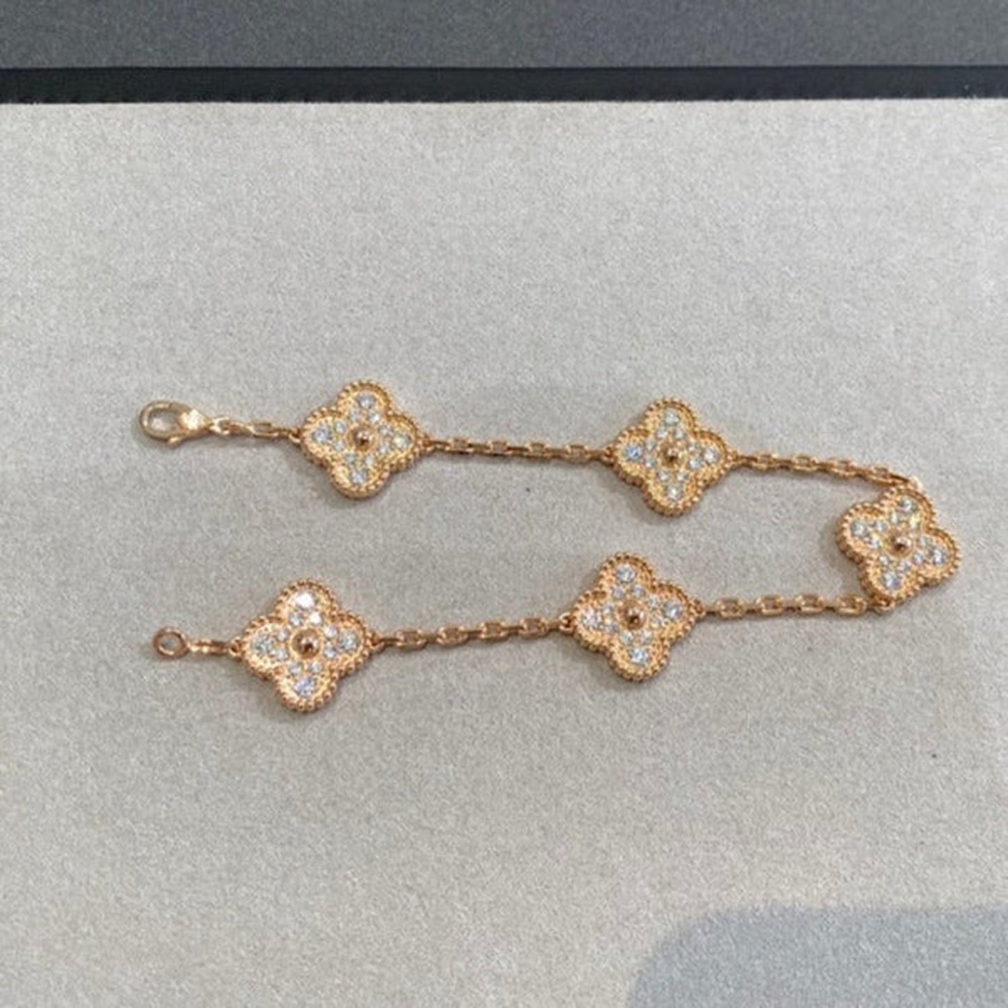 Pomuse CLOVER 5 MOTIFS  FULL DIAMOND BRACELET