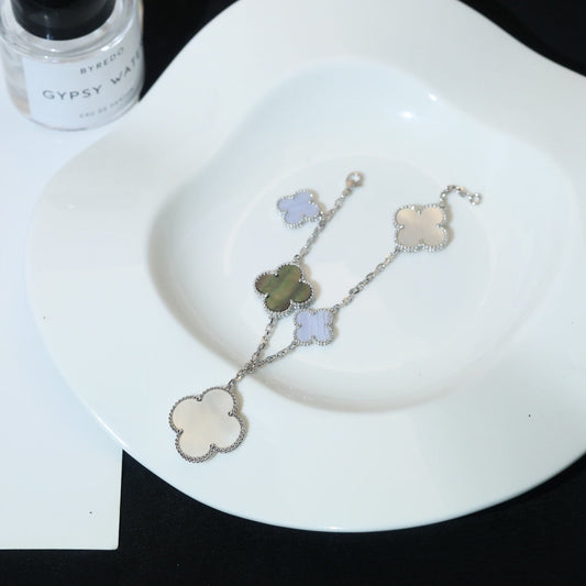 Pomuse CLOVER BRACELET 5 MOTIFS MOP CHALCEDONY SILVER