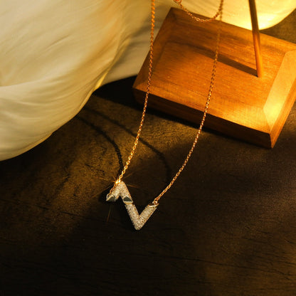 Pomuse VOLT SILVER DIAMOND PEDANT NECKLACE