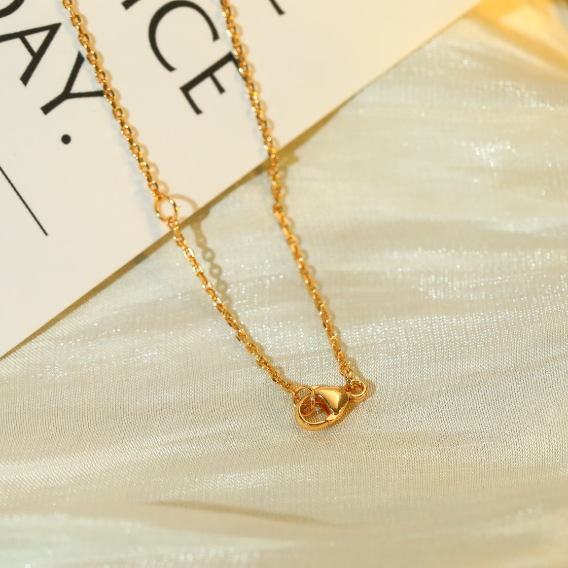 Pomuse VOLT SILVER DIAMOND PEDANT NECKLACE