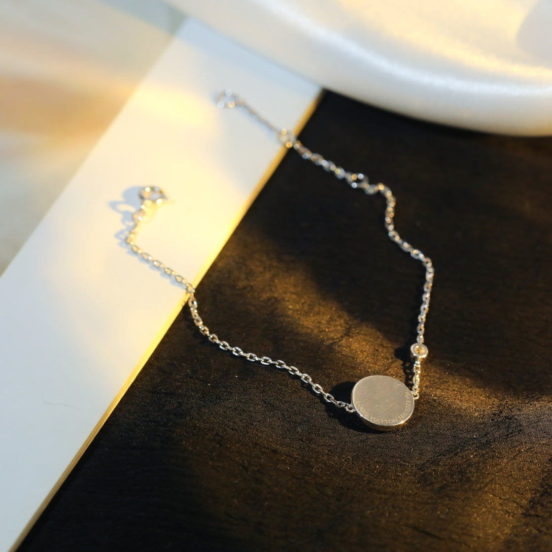 Pomuse SUN MOTIF PINK MOP SILVER BRACELET