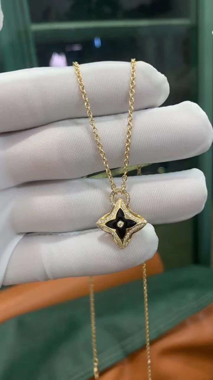 Pomuse STAR PEDANT PINK GOLD DIAMOND NECKLACE