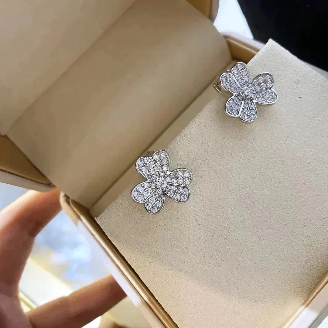 Pomuse CLOVER COMOS DIAMOND EARRINGS SILVER