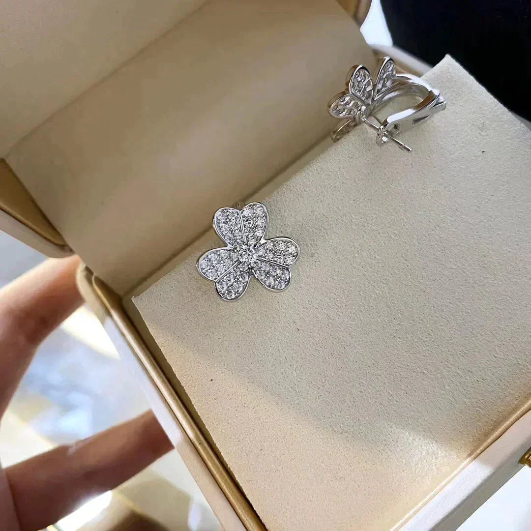 Pomuse CLOVER COMOS DIAMOND EARRINGS SILVER