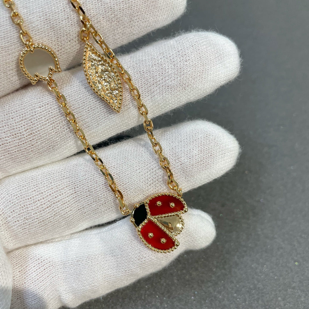 Pomuse LUCKY SPRING 15 MOTIFS GOLD NECKLACE