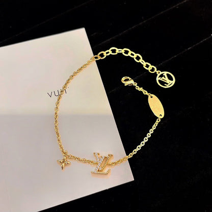 Pomuse LOGO STAR MOTIF GOLD BRACELET