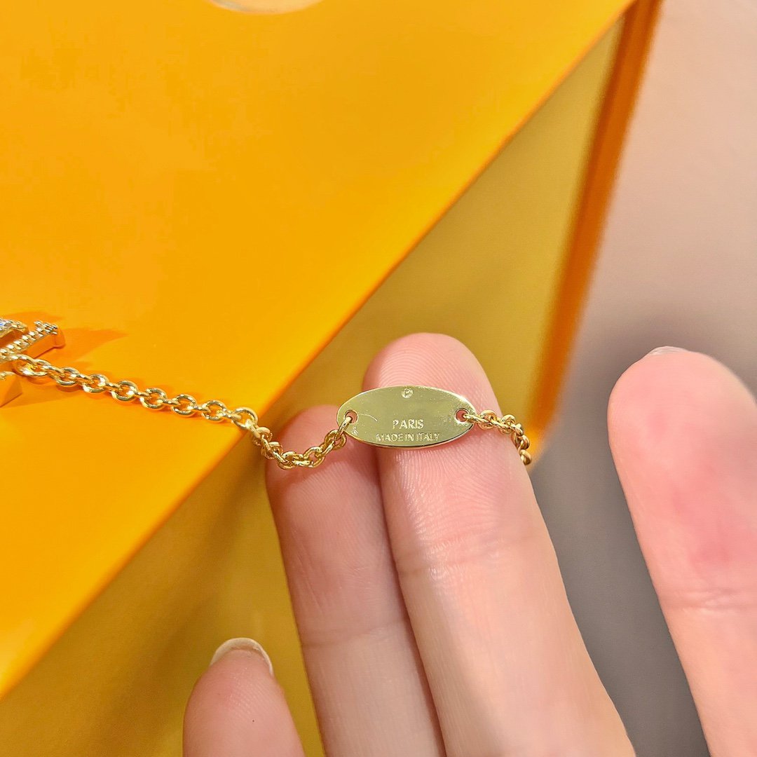Pomuse LOGO STAR MOTIF GOLD BRACELET