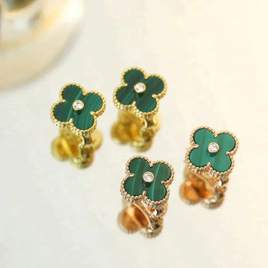 Pomuse CLOVER MEDIUM 1 MOTIFS MALACHITE DIAMOND EARRINGS