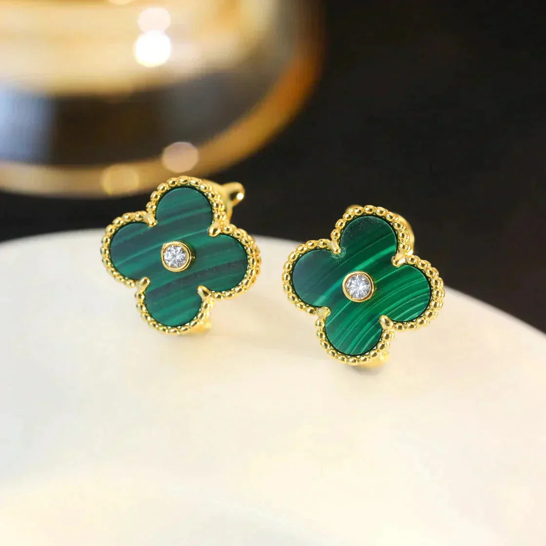 Pomuse CLOVER MEDIUM 1 MOTIFS MALACHITE DIAMOND EARRINGS