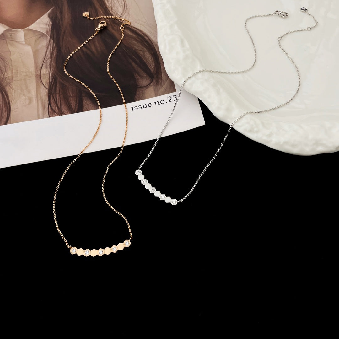 Pomuse BEE MY LOVE DIAMOND NECKLACE