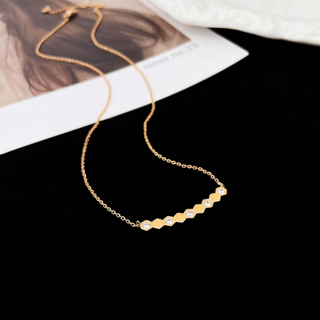 Pomuse BEE MY LOVE DIAMOND NECKLACE
