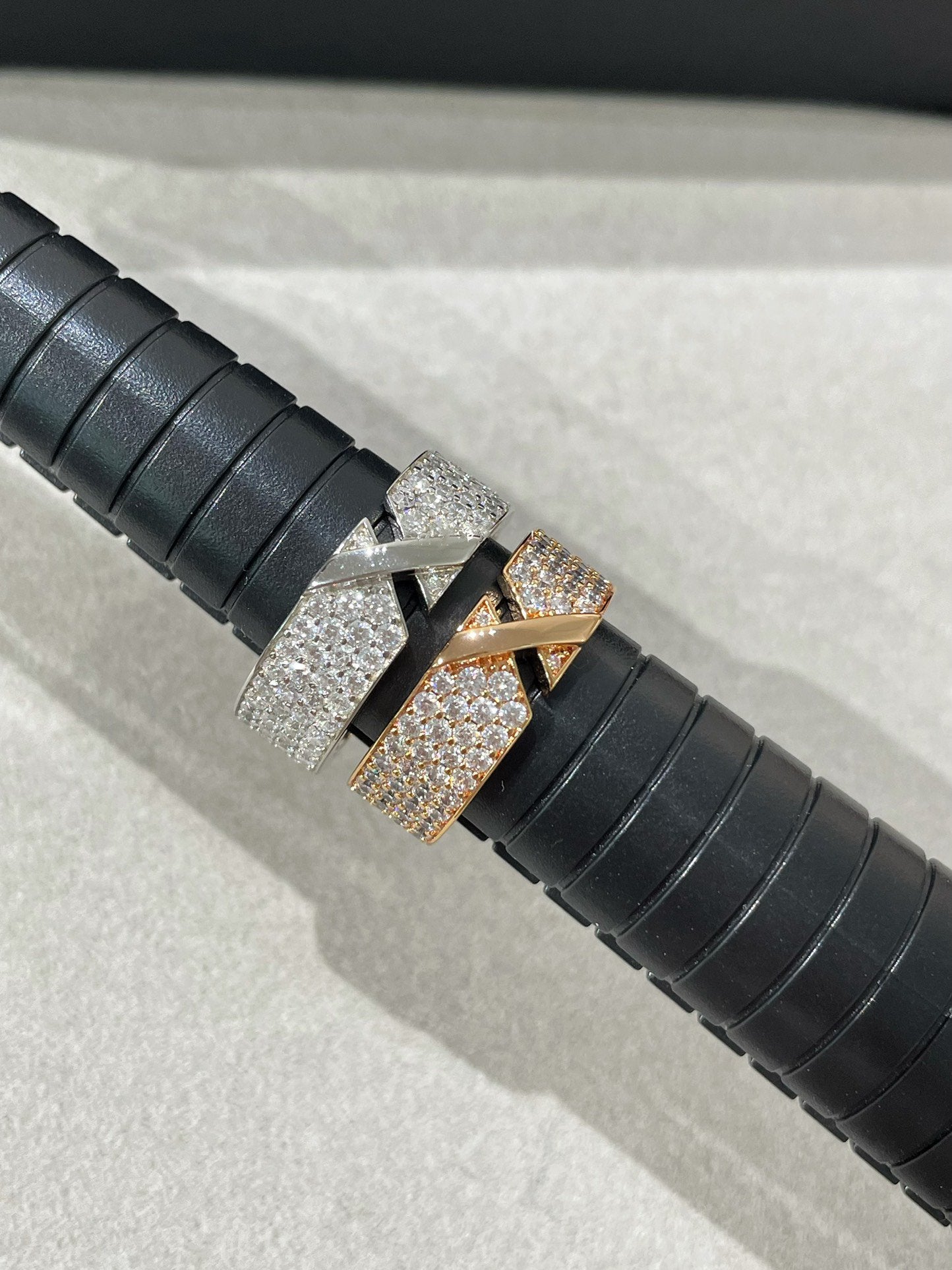 Pomuse LIENS EVIDENCE  DIAMOND PAVED RING