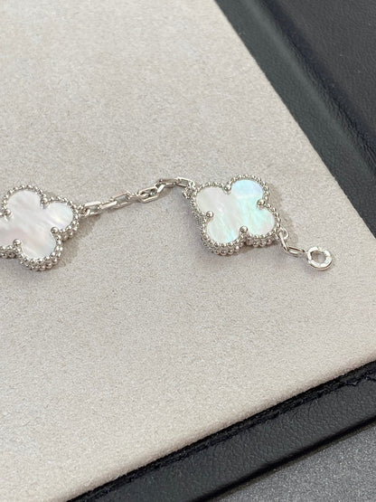 Pomuse CLOVER SILVER MOP 5 MOTIF BRACELET
