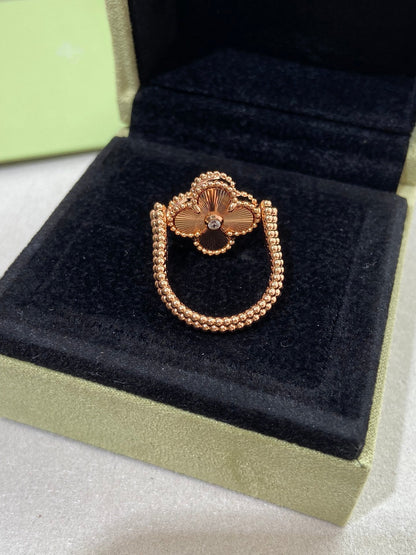 Pomuse CLOVER RIVERSIBLE ROSE GOLD RING