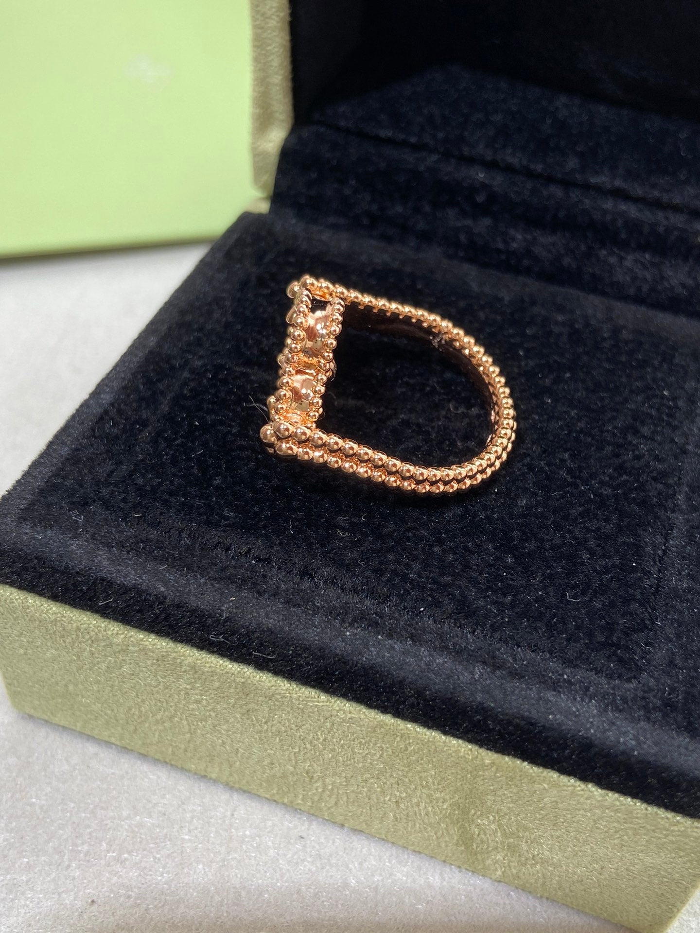 Pomuse CLOVER RIVERSIBLE ROSE GOLD RING