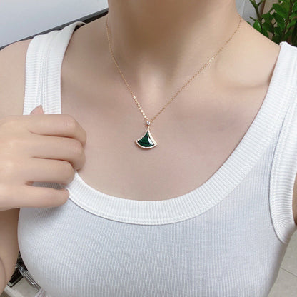 Pomuse DREAM MALACHITE DIAMOND PAVED PINK GOLD NECKLACE