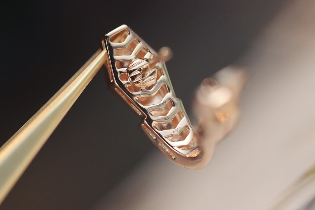 Pomuse SERPENT PINK GOLD DIAMOND EARRINGS